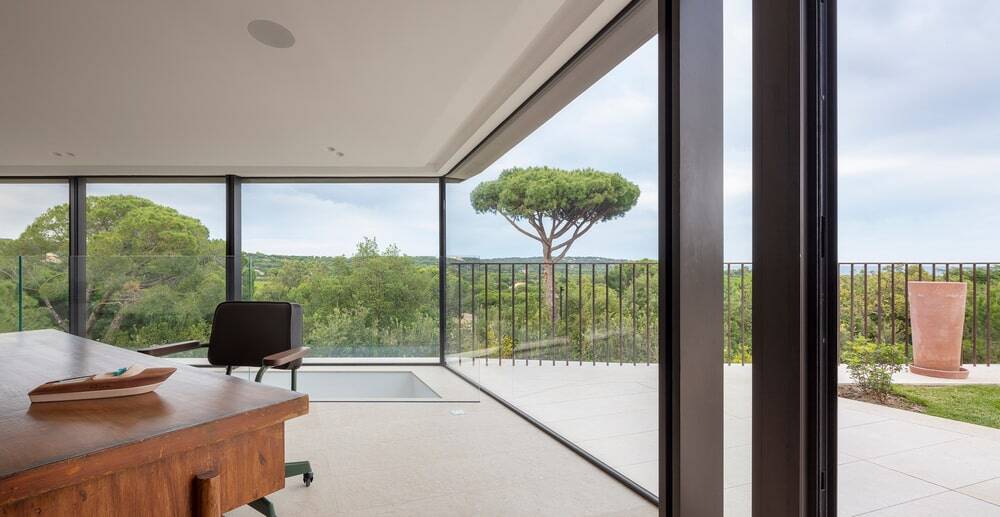 Villa Varoise, a Family Retreat in the South of France by NADAAA