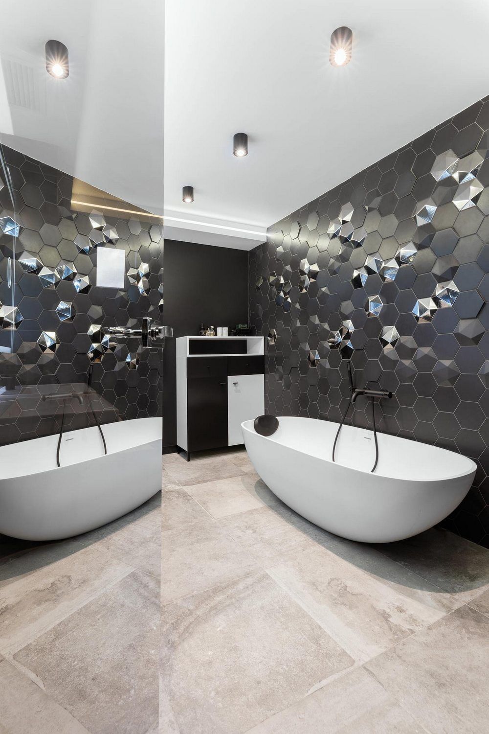 bathroom, Razvan Barsan + Partners