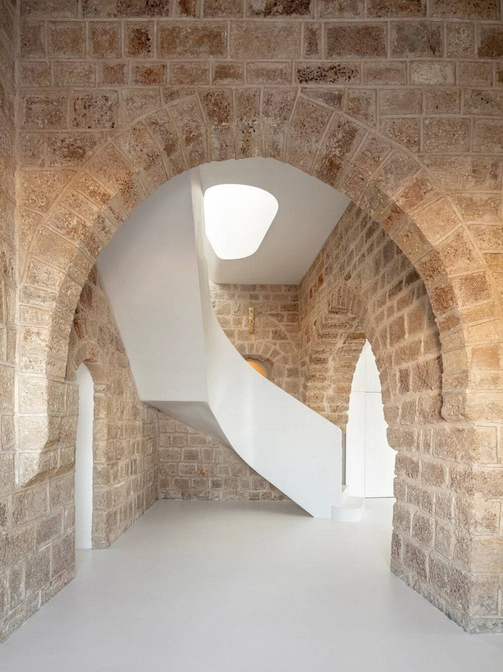 Jaffa Townhouse by Architect Raz Melamed & Architect Omer Danan