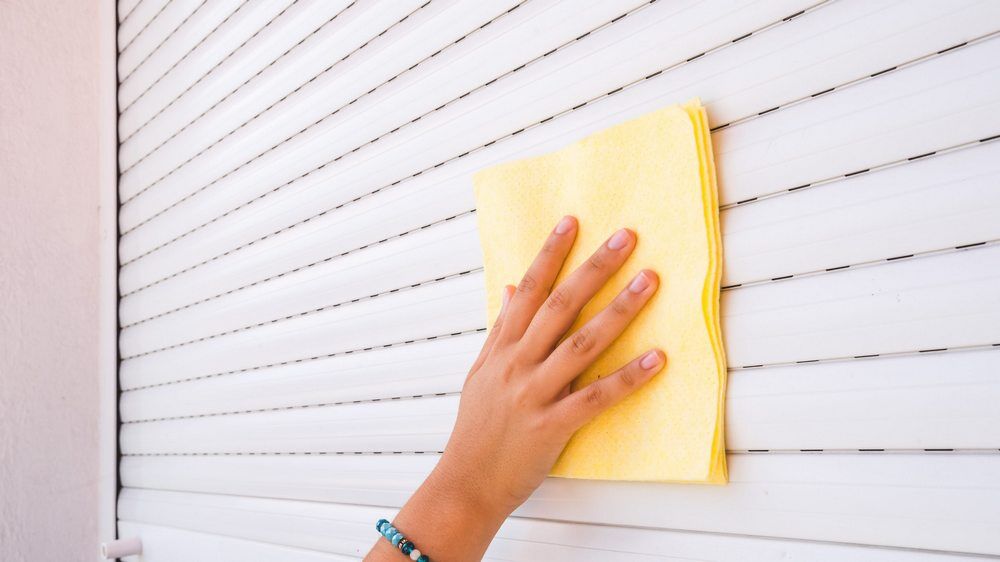 How To Clean Window Blinds: A Simple Process to Keep Your Home Looking New