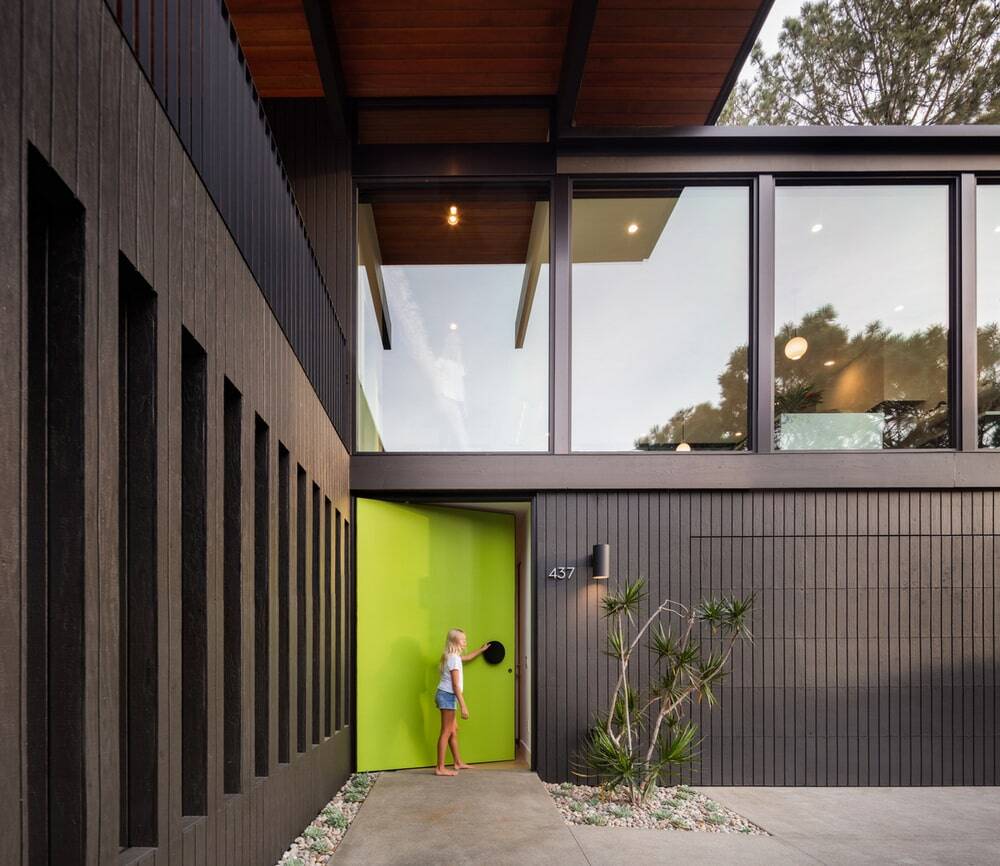 Crosby House by Nakhshab Development and Design