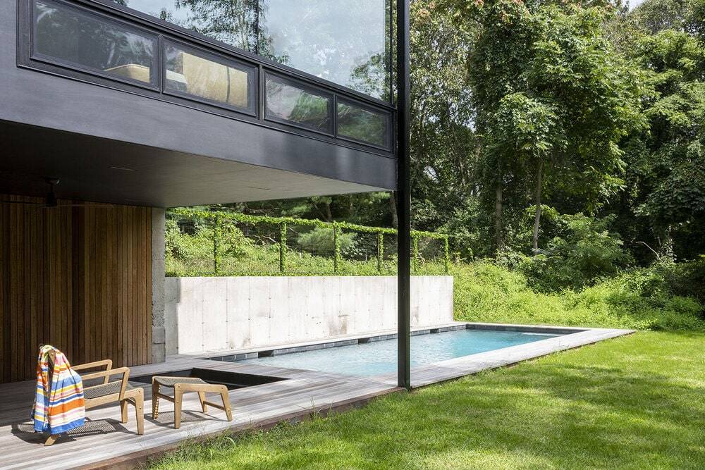 Pike & Pond House by Oza Sabbeth Architects