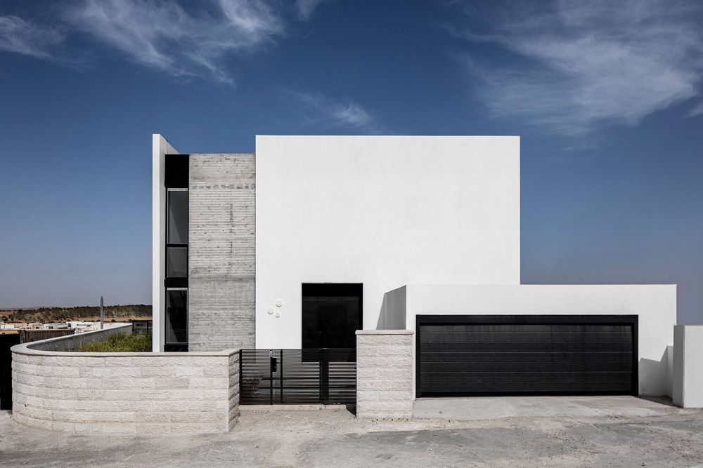 Meitar Family House by RUST Architects