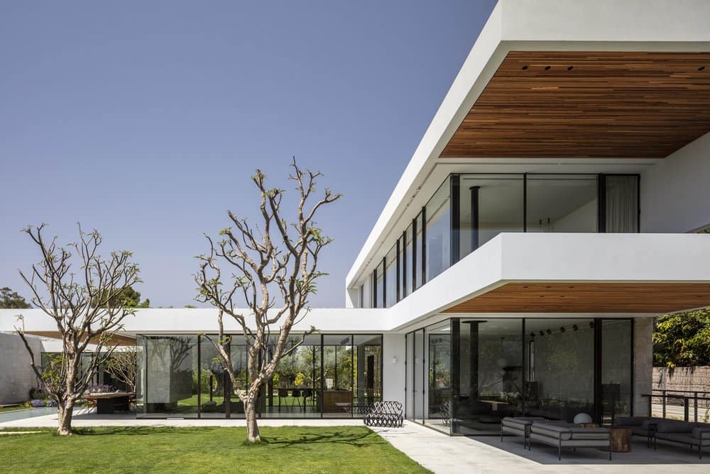 Residential Complex for a Family in Mishmeret, Israel