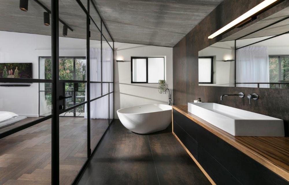 bathroom, Ron Shpigel Architects