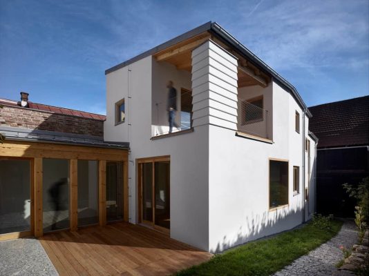 House in the Courtyard / Igloo Architekti