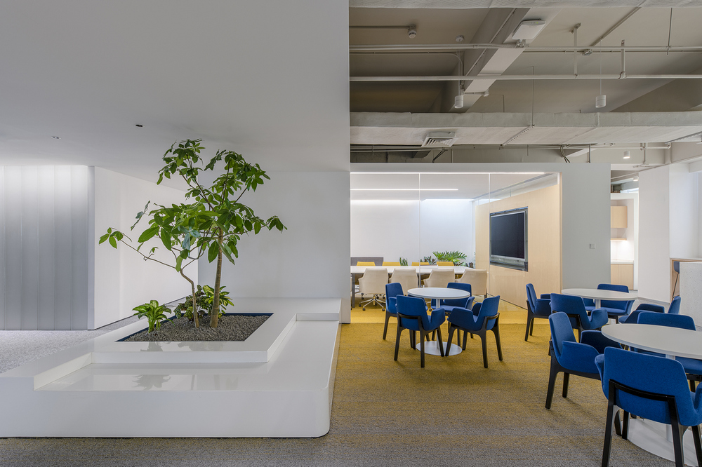 Lingxing Headquarters Office by Onexn Architects