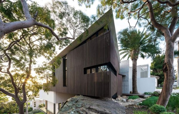 Higher Ground House by Stafford Architecture