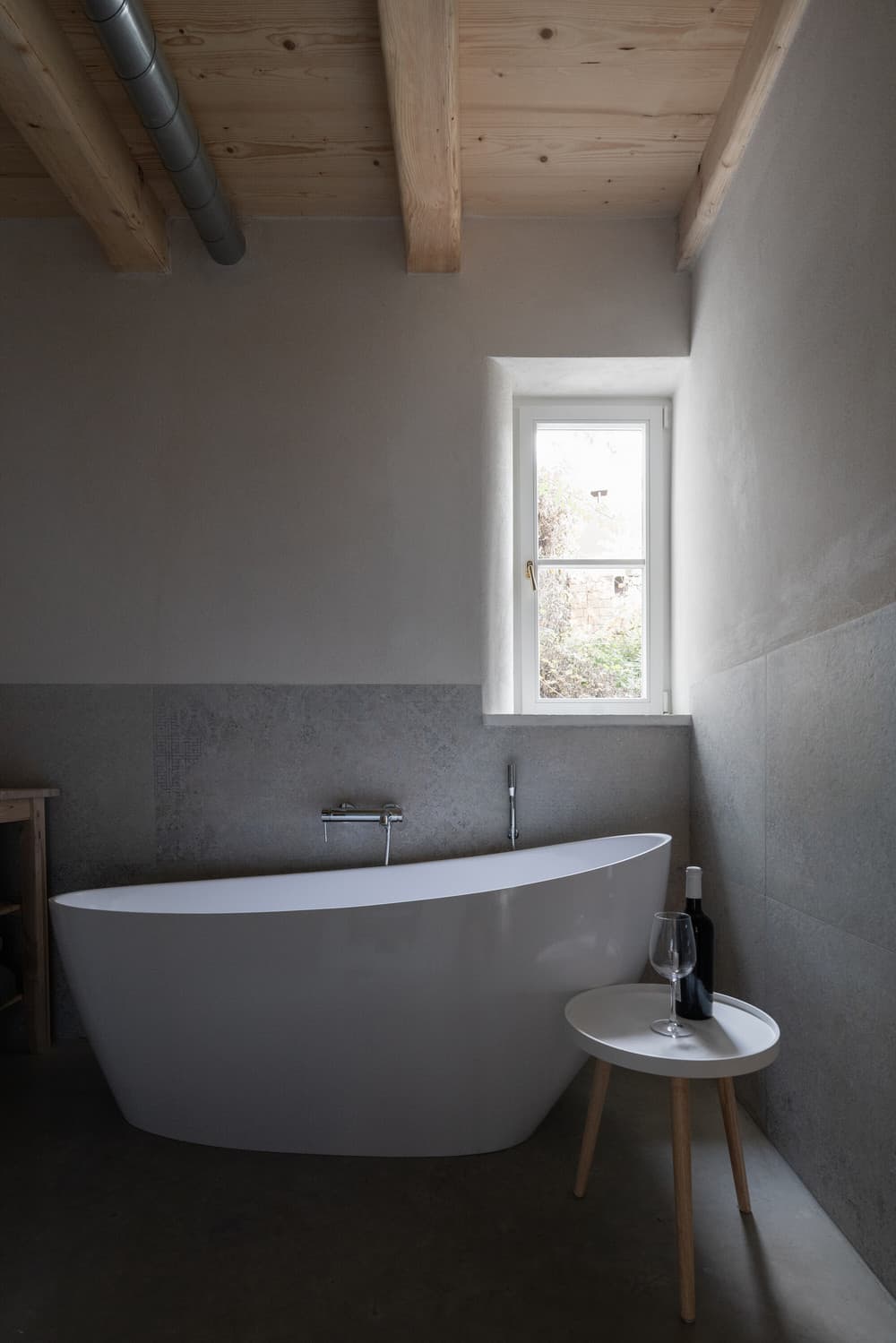 bathroom / SENAA architekti