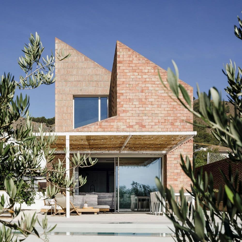 Viva la Vega House, Spain by Serrano + Baquero Arquitectos