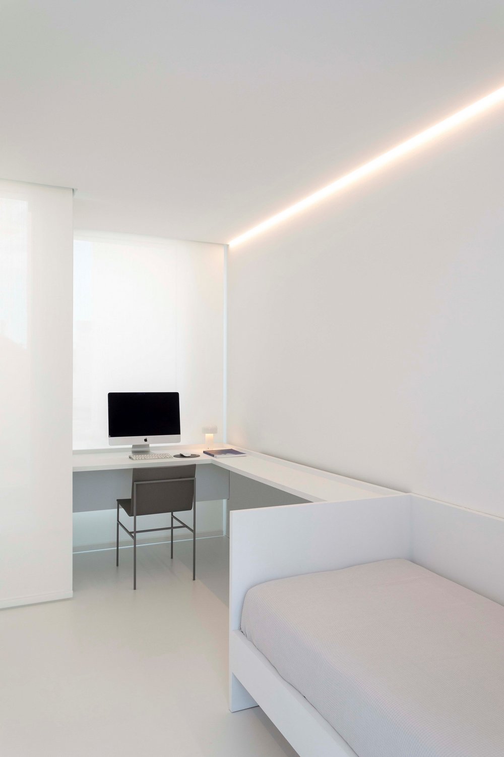 home office, Valencia by Fran Silvestre Arquitectos