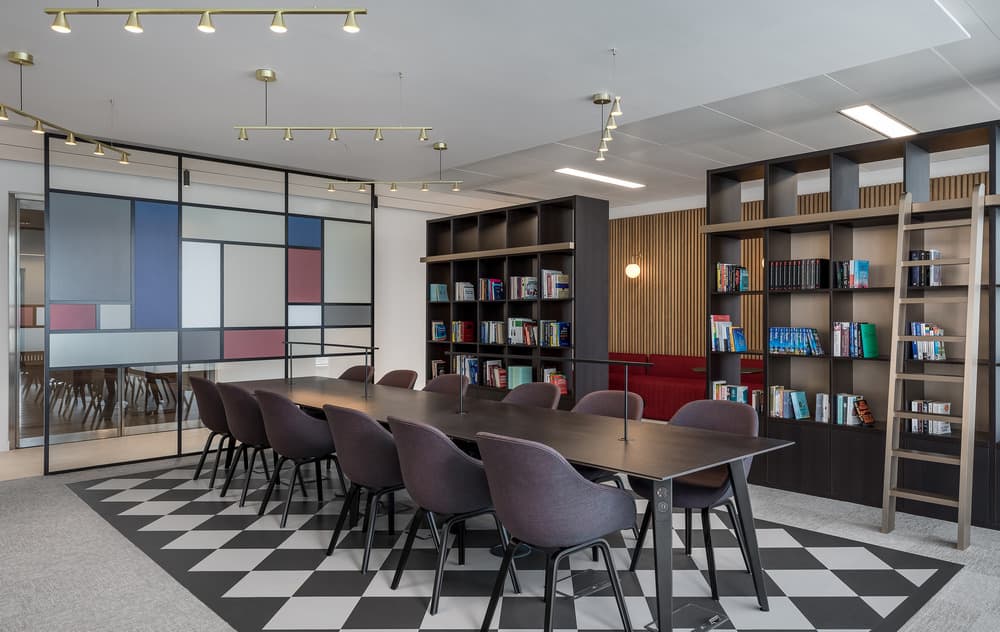Oktra Designed a New Workspace for a Leading US Reinsurance Company