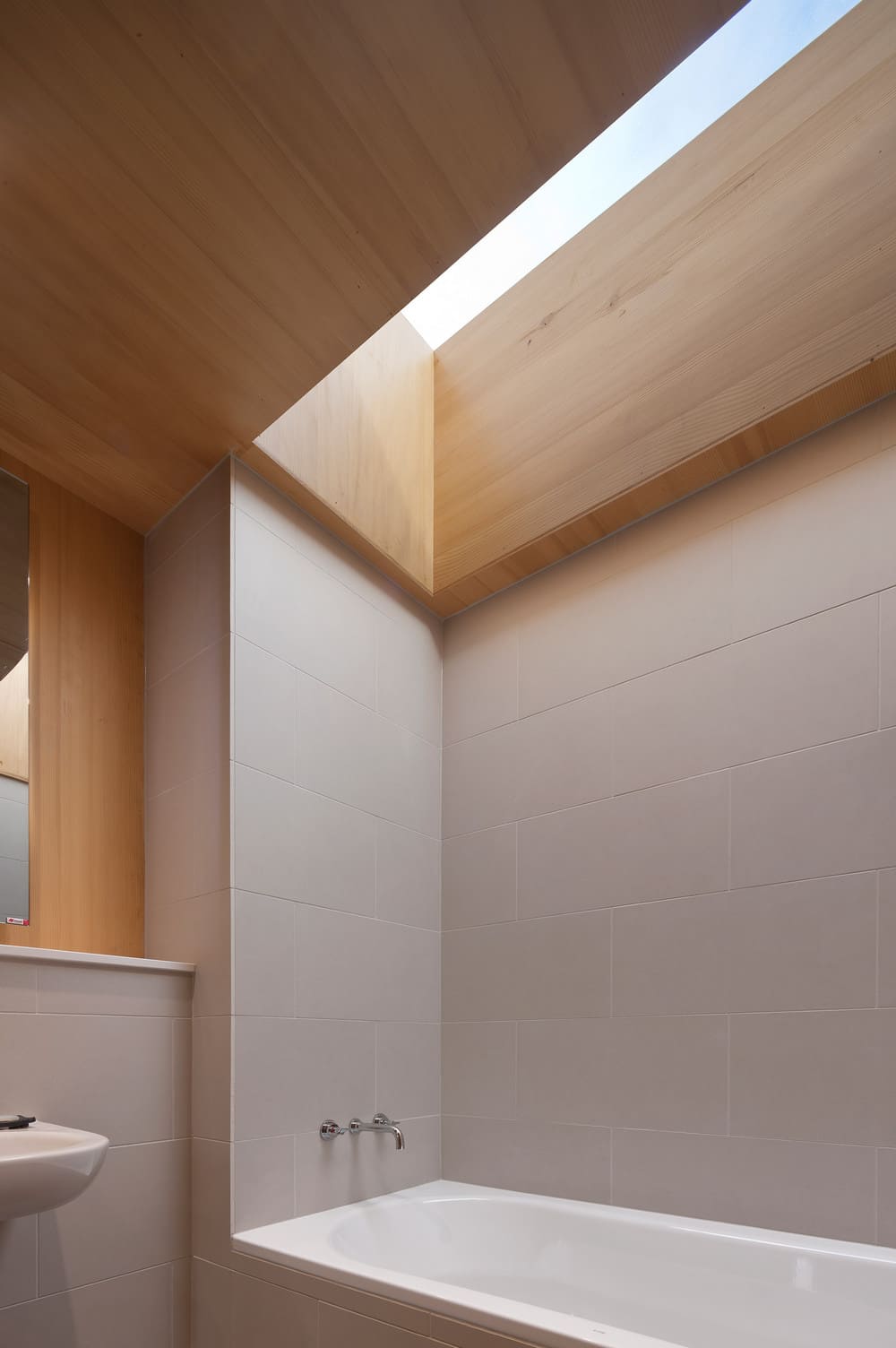 bathroom, Mary Arnold-Forster Architects