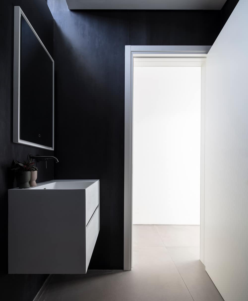 bathroom, Architect Raz Melamed