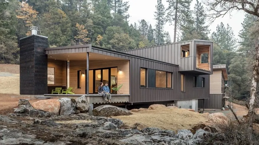 Good Haus – Zero Net Energy Home by Atmosphere Design Build