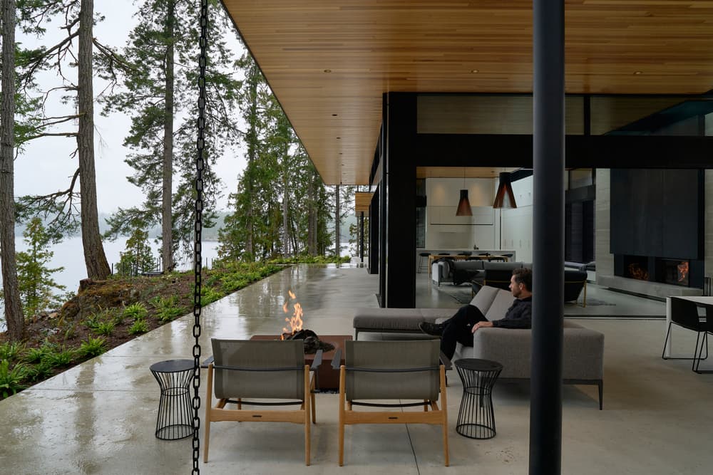 outdoor living area, W O V E N Architecture and Design