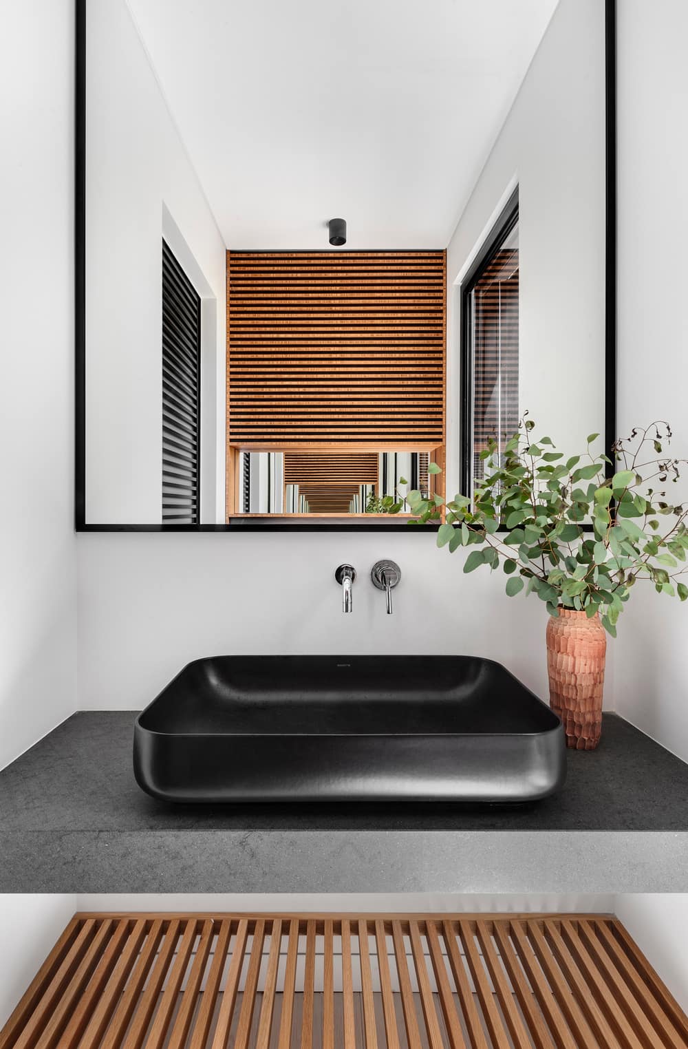 bathroom, Linenberg-Rosen Architects