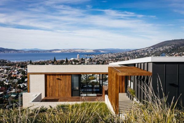 Farm Hill House, Tasmania by Preston Lane Architects