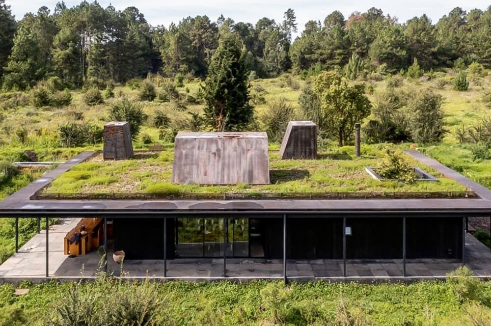 Rain Harvest Home - Net Zero House Equipped with a Green Roof and Sustainable Bathhouse