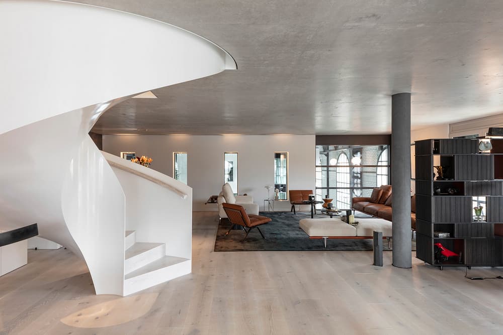 Riviera Loft by Montalba Architects