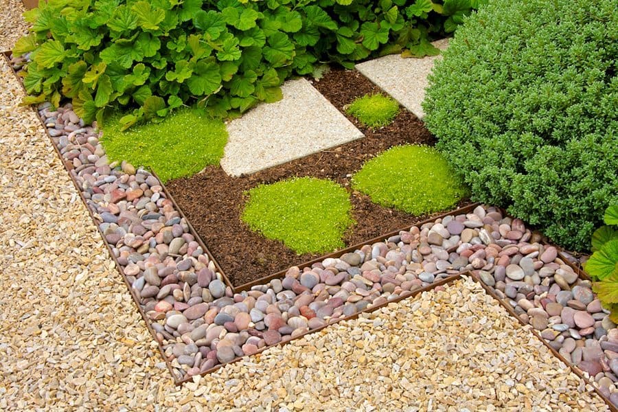 Why you Should Incorporate Gravel and Stone into your Home Landscaping Design