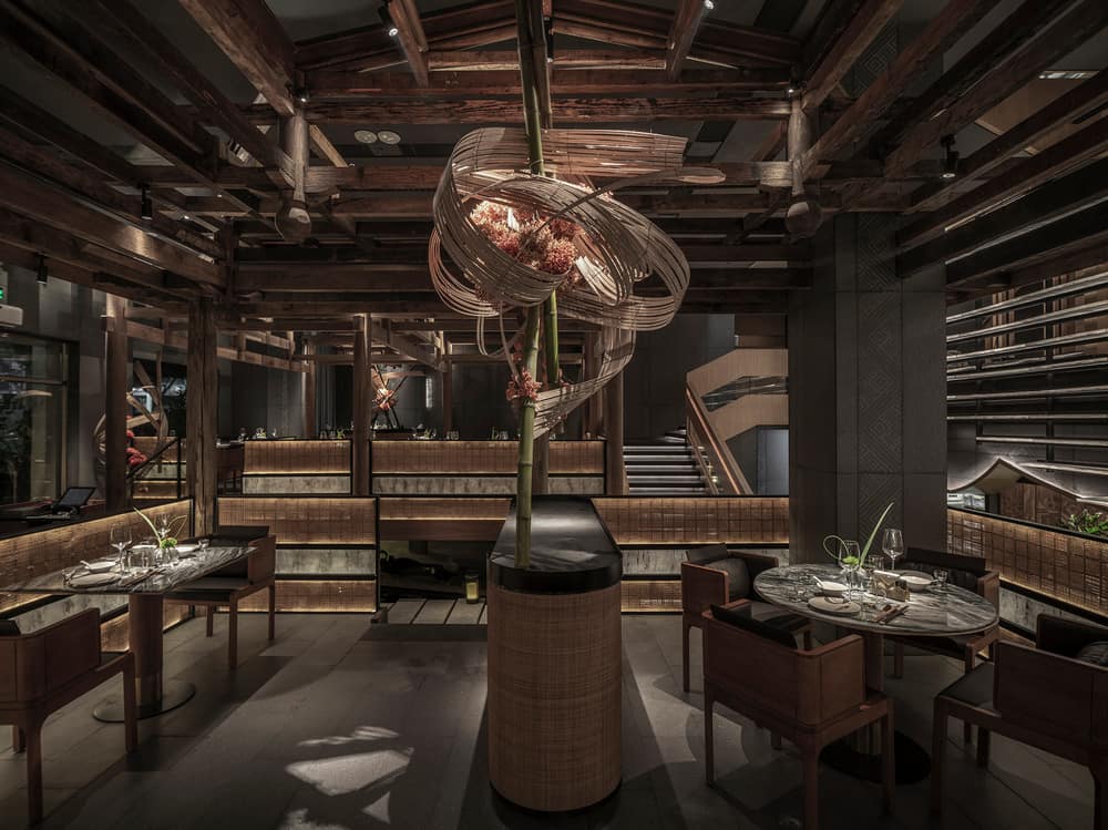 Guangxi Yan Restaurant by Wuxing Youxing Space Design