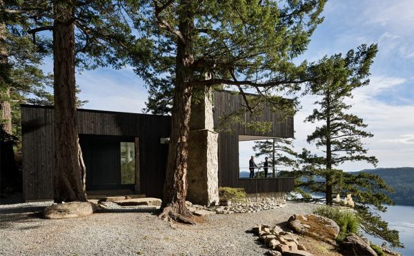 Raven House, Mayne Island / Measured Architecture