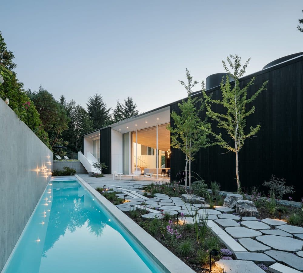 Vancouver Residence KR18 by BattersbyHowat Architects