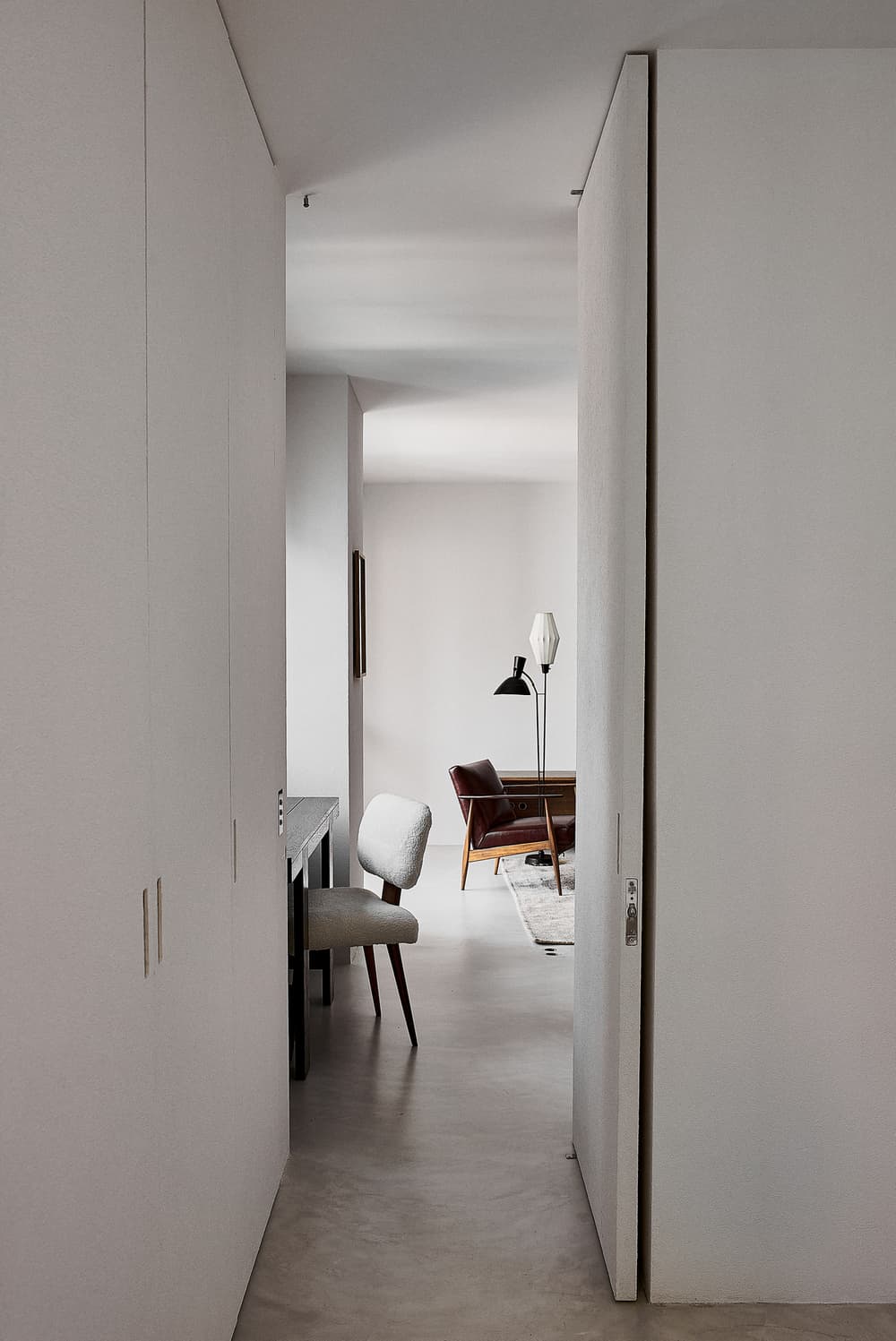 PM Studio Apartment by Atelier PECLAT+CHOW