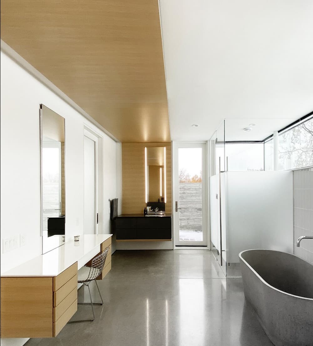 bathroom, Johnsen Schmaling Architects