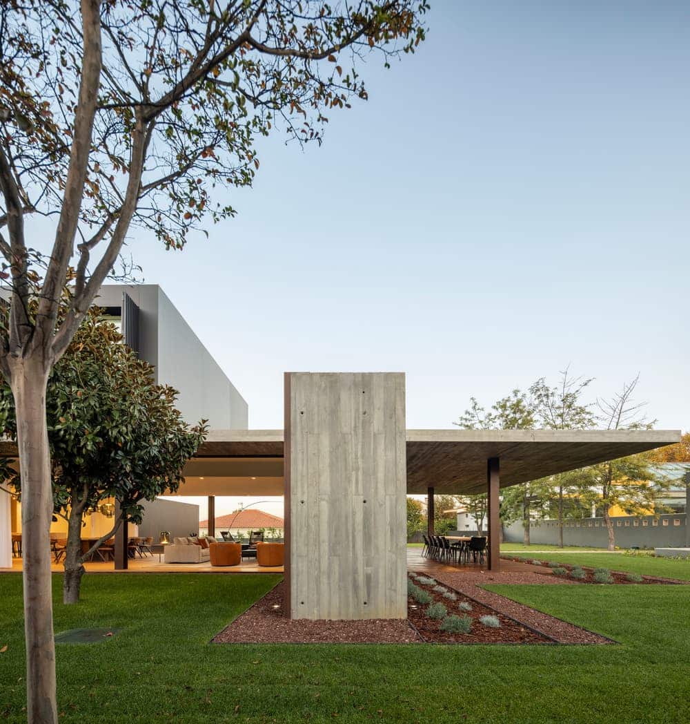 RCR Residence in Central Portugal