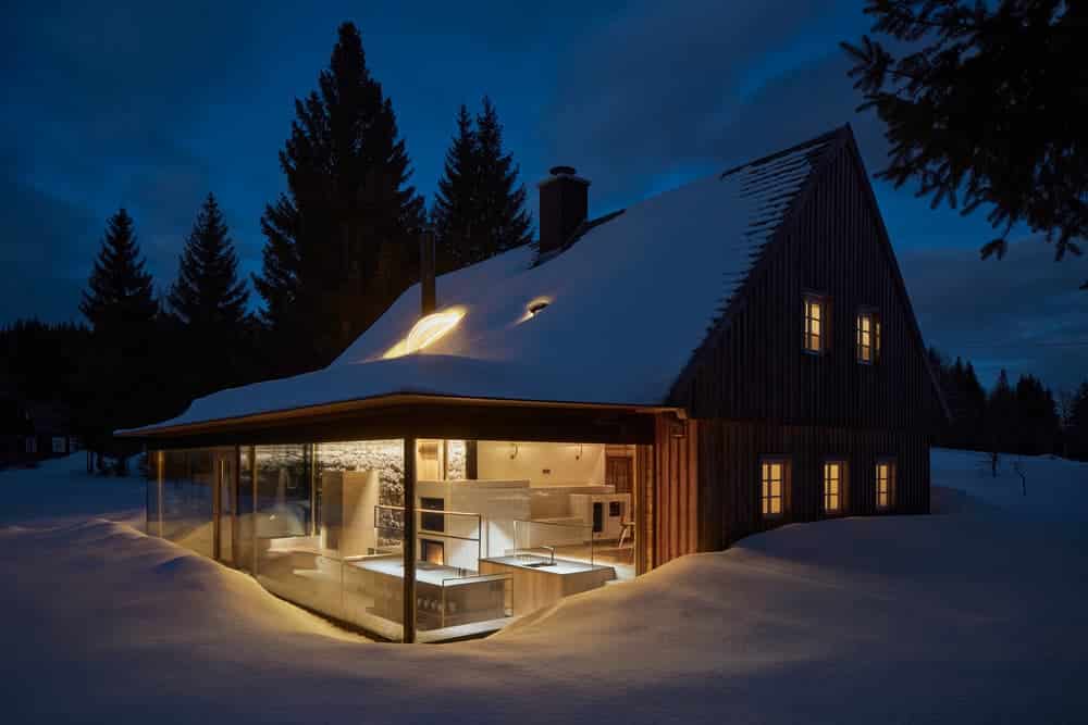 The Glass Cabin by Mjölk Architekti