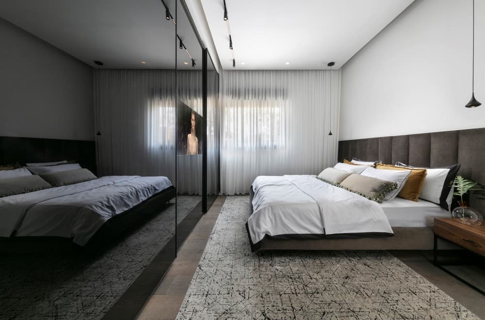 bedroom, Tzvia Kazayoff
