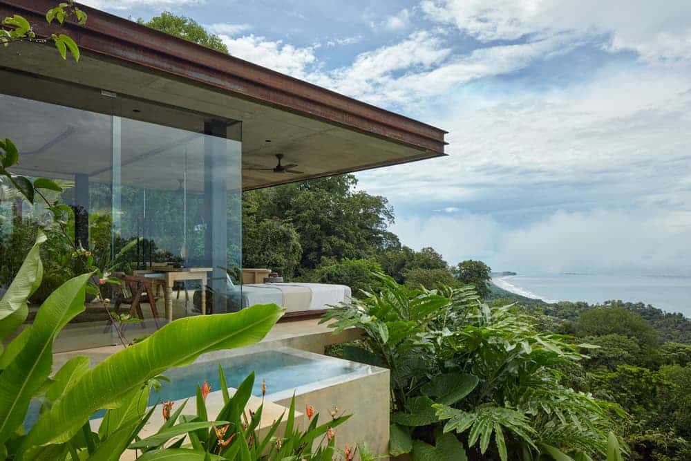 Two Minimalist-Shaped Villas Designed for Short-Term Rent