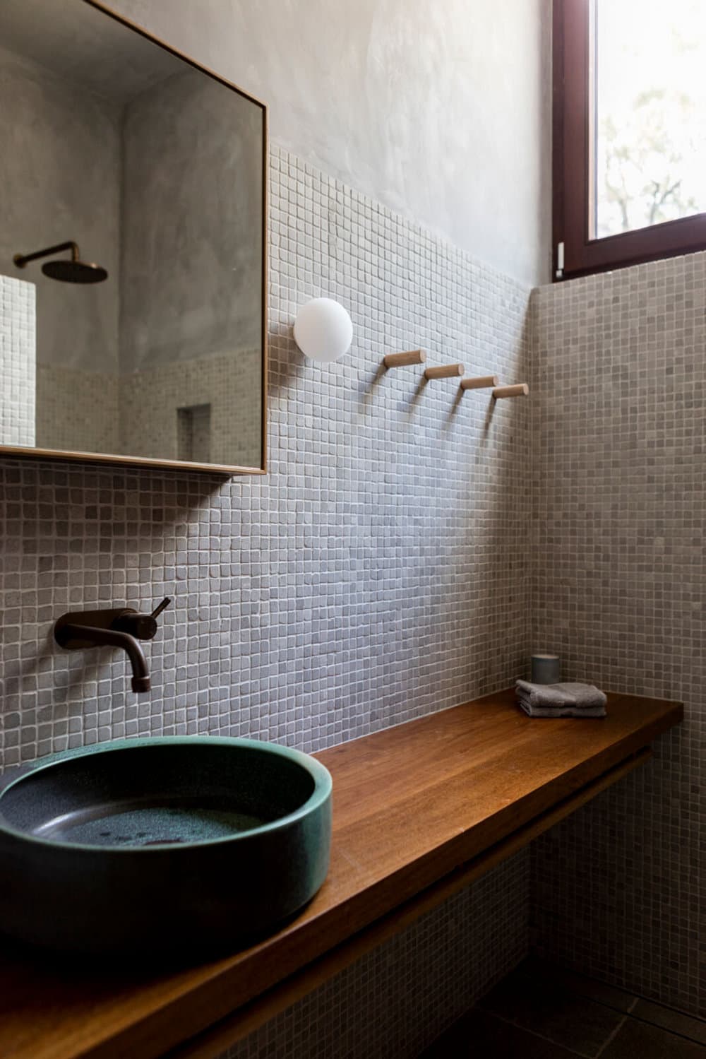 bathroom, Polly Harbison Design