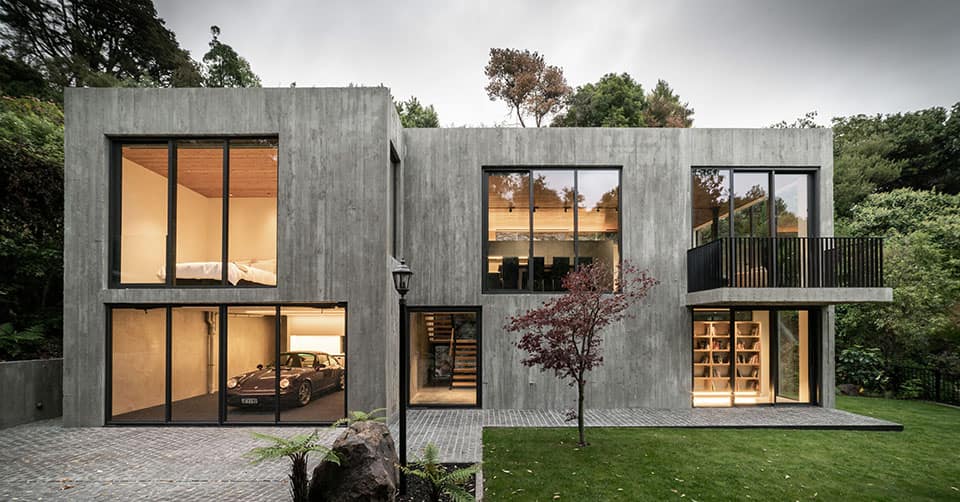 Valley Concrete House by AO Architecture