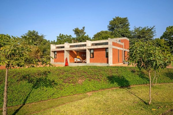 Cool Shed, Ahmedabad/ Vaissnavi Shukl