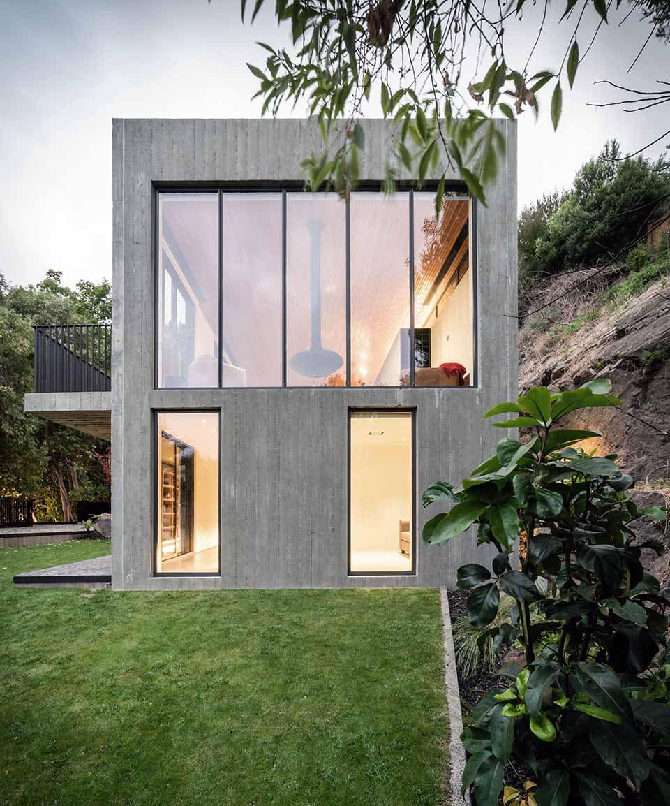 Valley Concrete House by AO Architecture