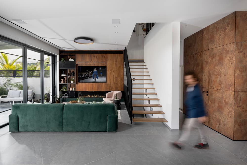 A Three-Story Private House in a Center City of Israel