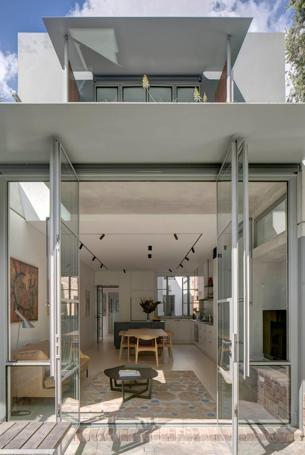 Annandale Terrace House, Sydney / Sam Crawford Architects