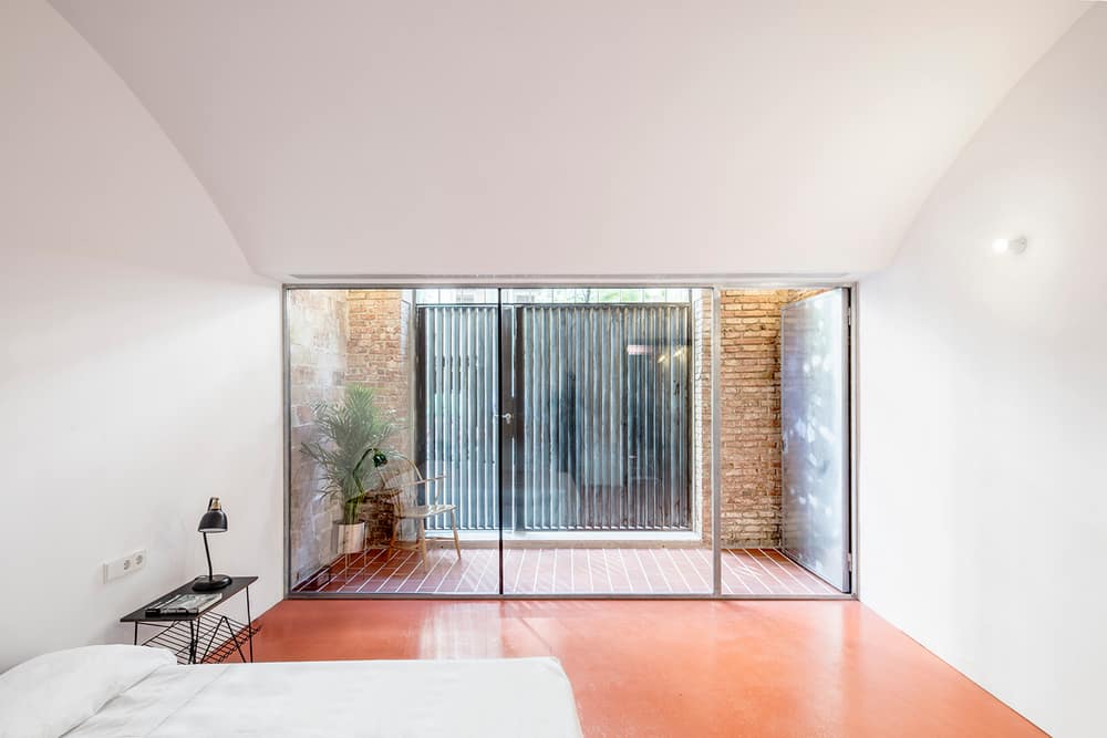 La Ximena Apartment, Barcelona / CRÜ