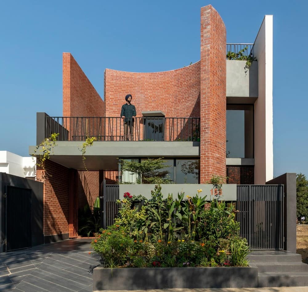 Perennial House, Amritsar, India / Sifti Design Studio