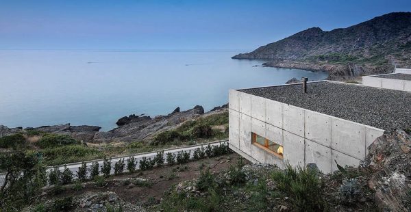 Punta Creu House / Marià Castelló Martínez + José Antonio Molina