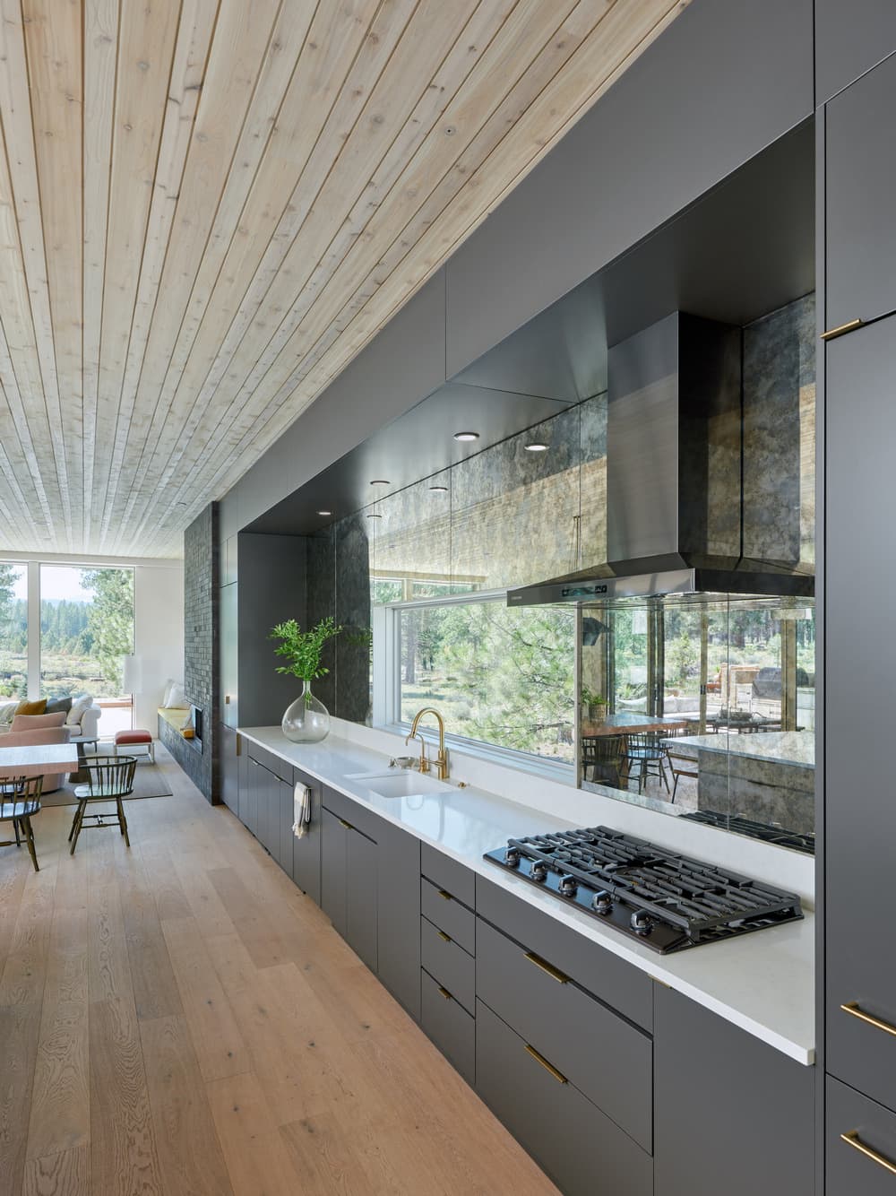 kitchen, Eric Meglasson Architect and Lightfoot A+D