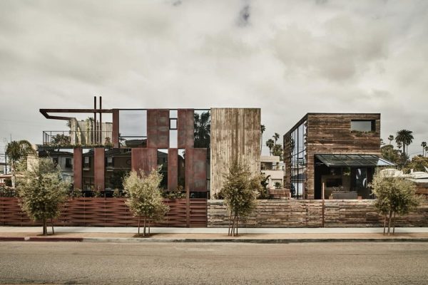 Oxford Triangle House by M Royce Architecture