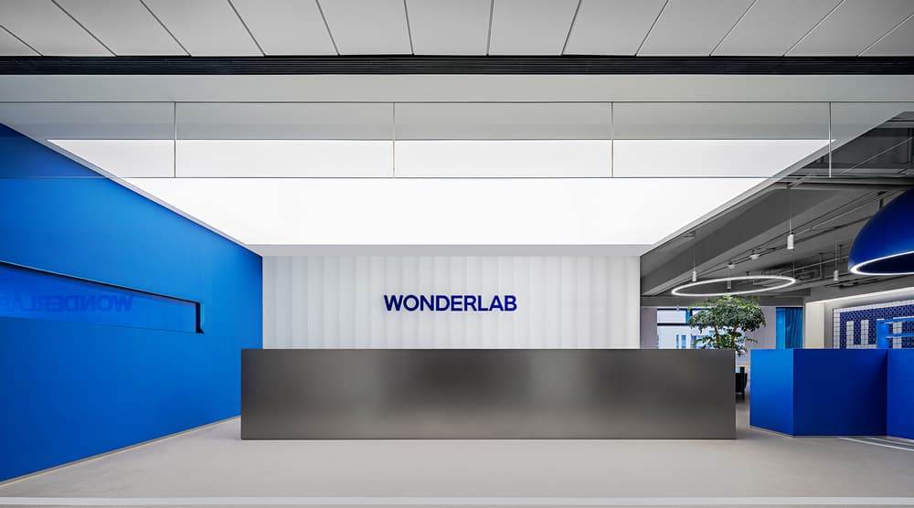 Wonderlab Headquarters Office by Onexn Architects 