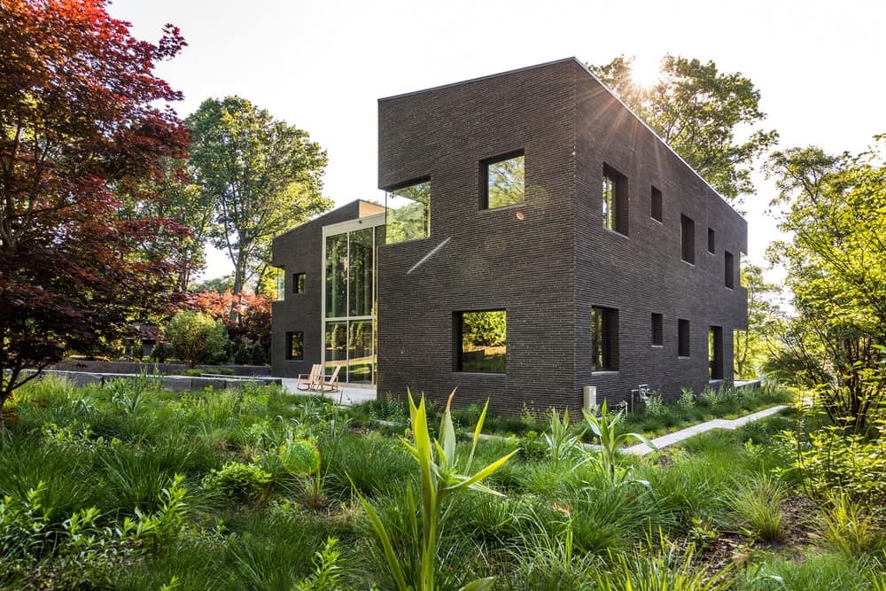 La Clairiere Residence / Studio PHH Architects