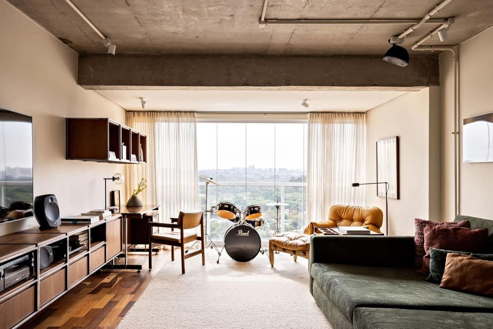 Gale Apartment by Memola Estúdio