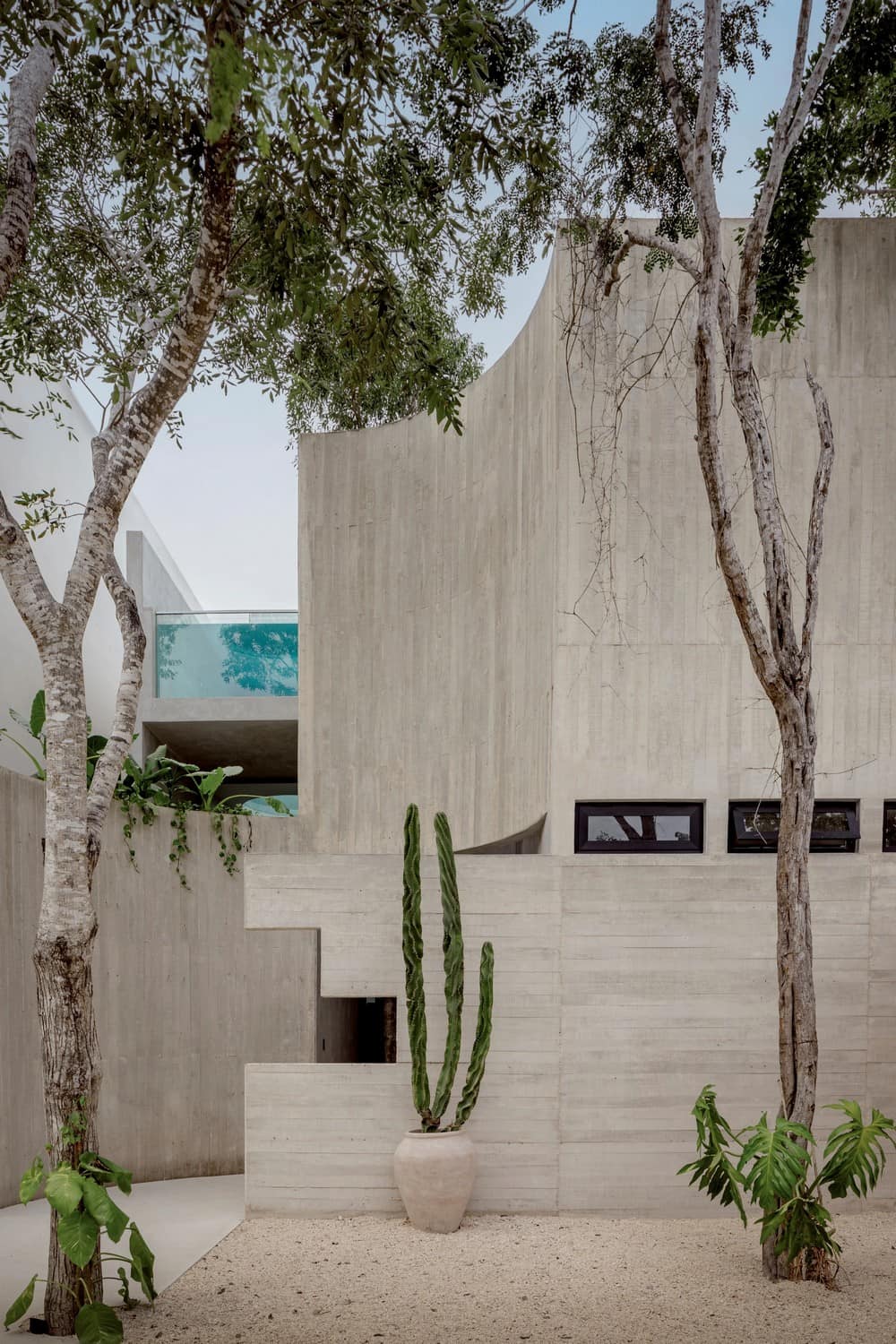 Villa Cava / Espacio 18 Arquitectura