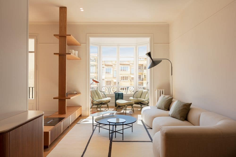 Mallorca Apartment / The Room Studio